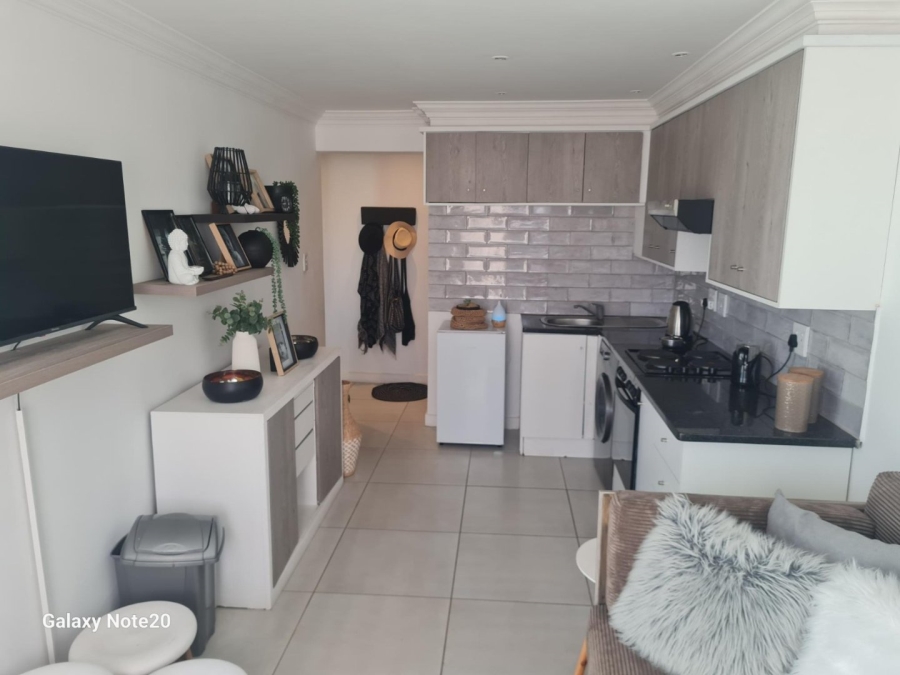 2 Bedroom Property for Sale in Jeffreys Bay Central Eastern Cape